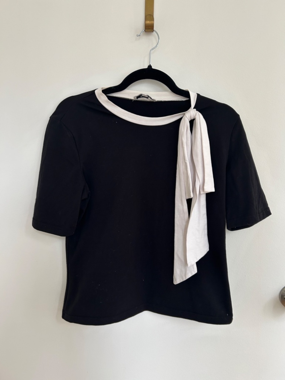 Rihoas | Black Round Neck Bowknot Top
